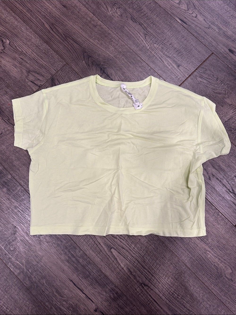Lululemon Women's Cropped Crew Neck Tee - Light Yellow